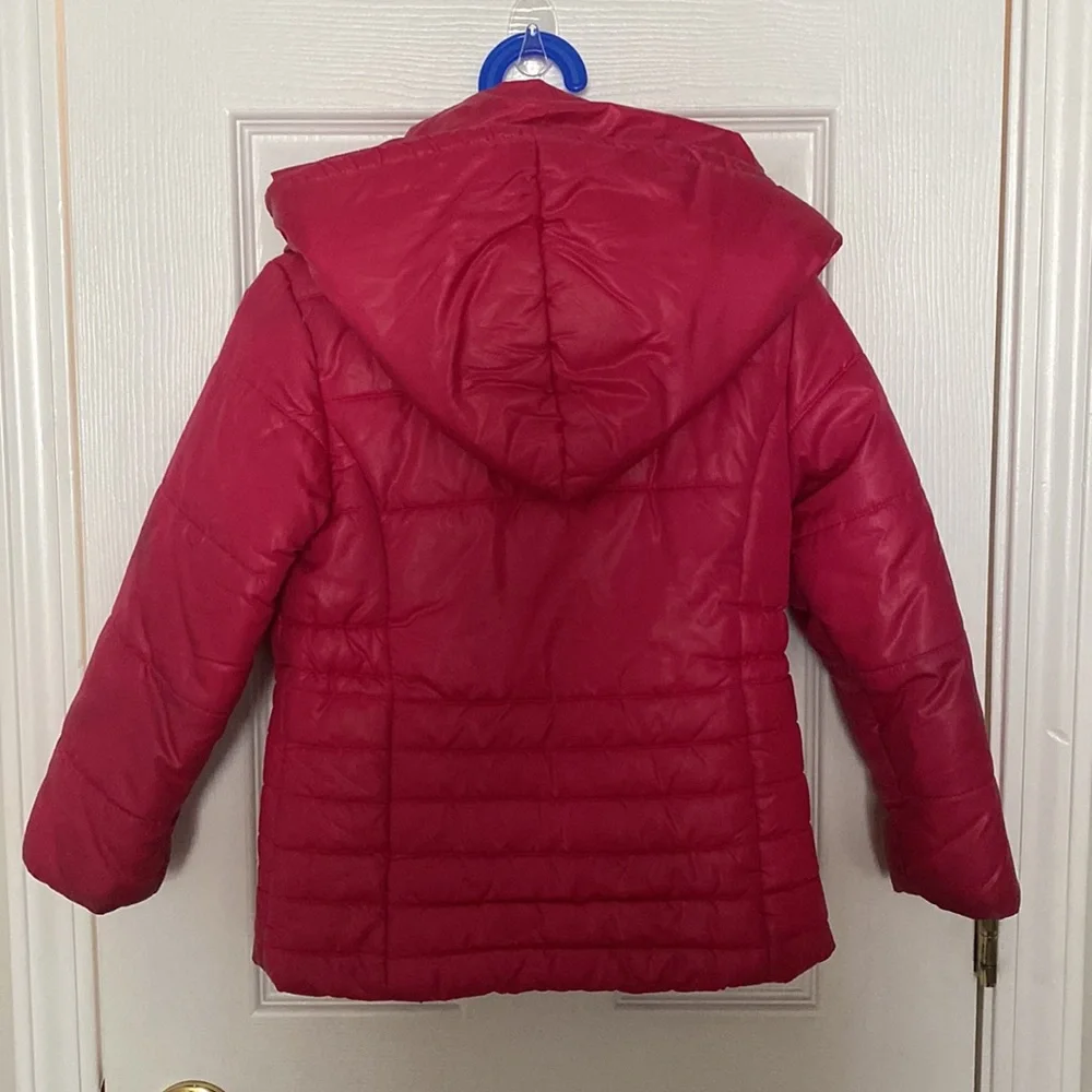 Perfect Tommy Hilfiger pink puffer for your toddler - Picture 3 of 3